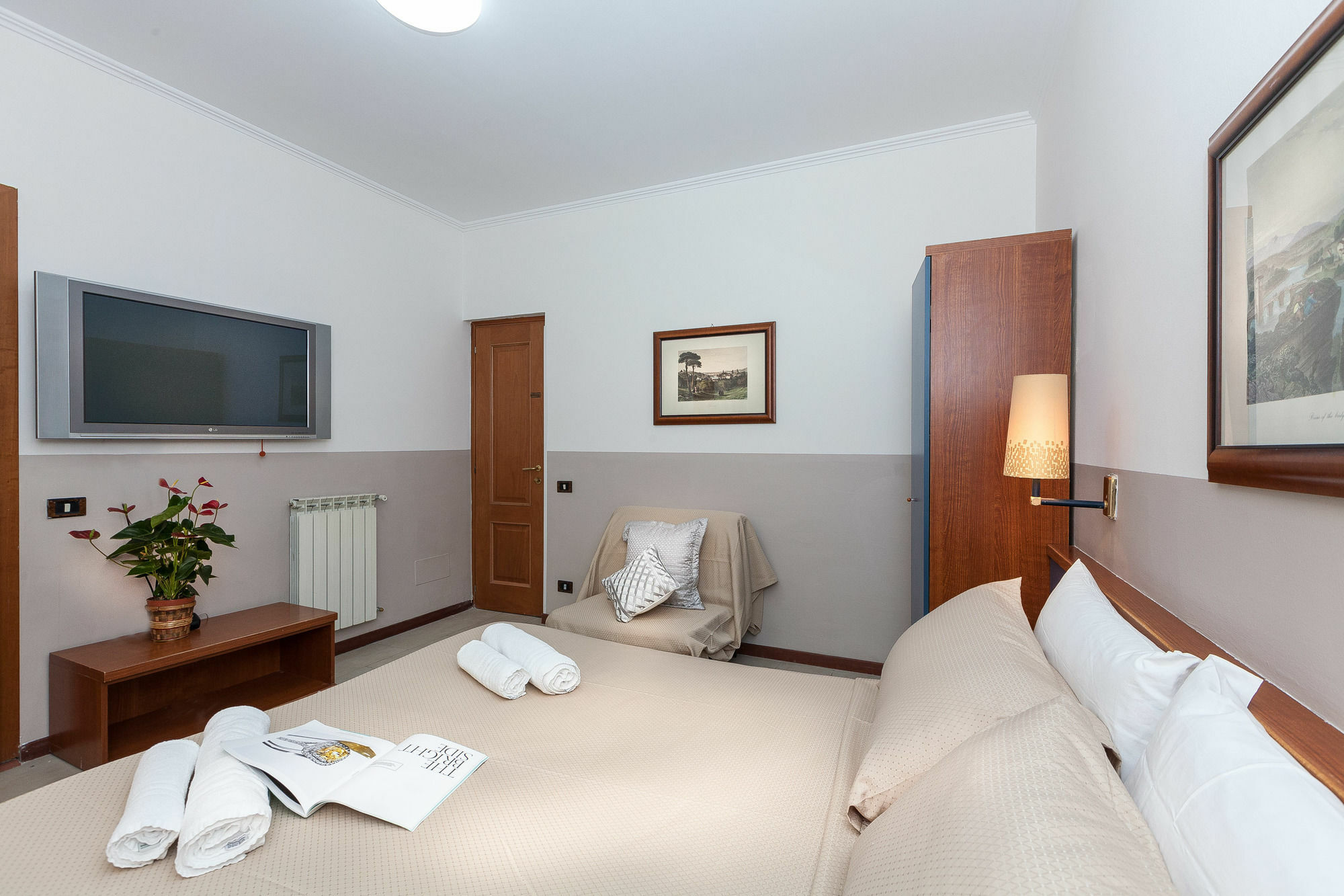 Ora Guest House ローマ エクステリア 写真