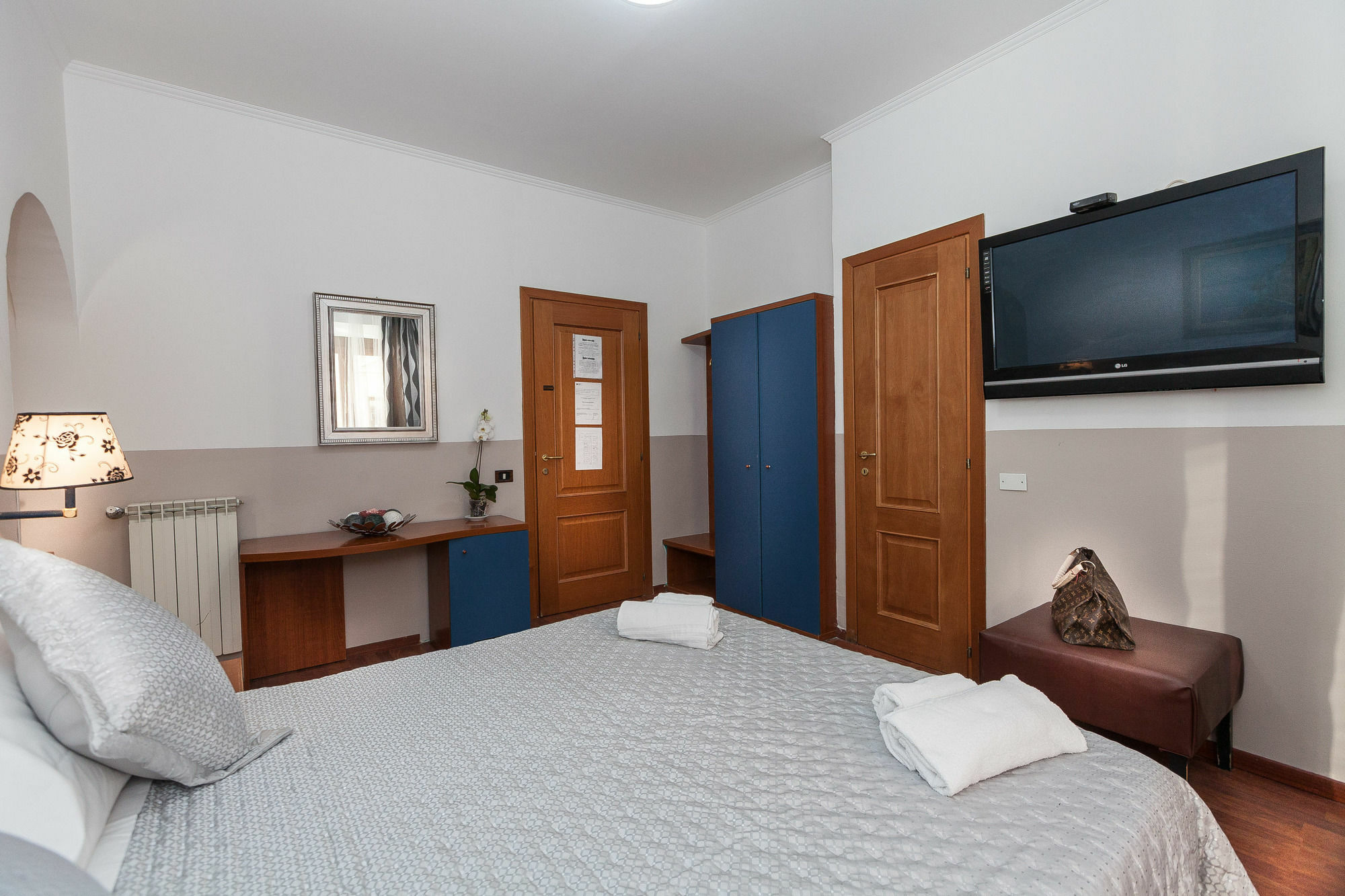 Ora Guest House ローマ エクステリア 写真
