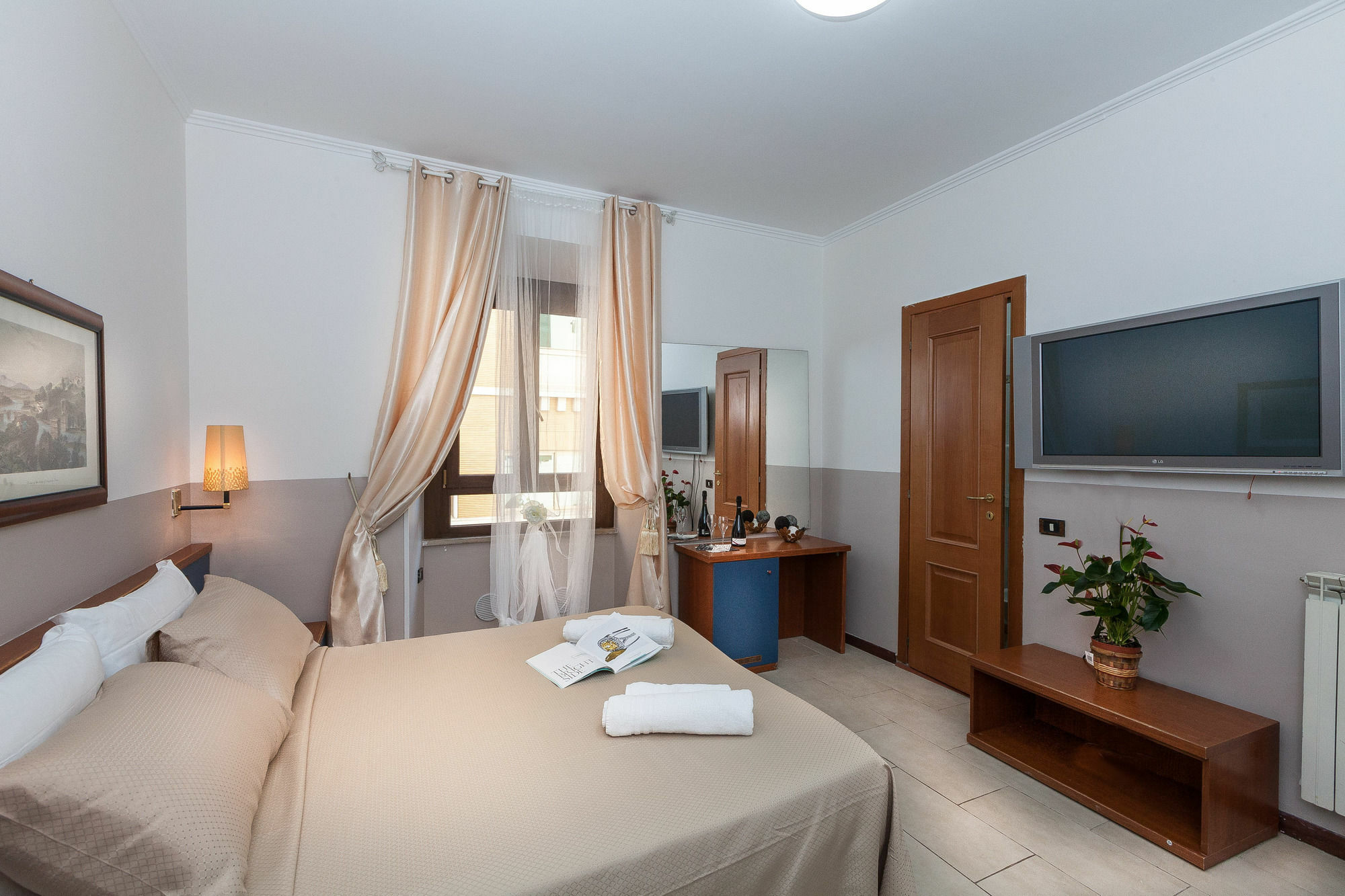 Ora Guest House ローマ エクステリア 写真